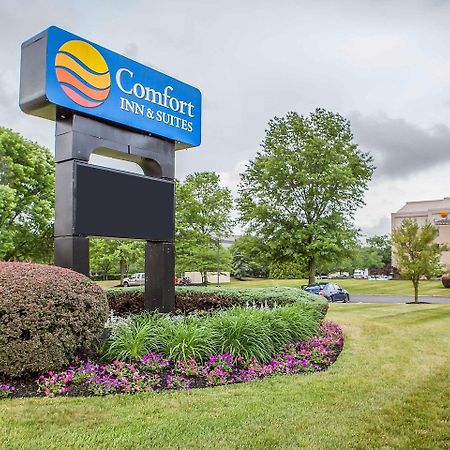 Comfort Inn & Suites Somerset - New Brunswick Екстериор снимка